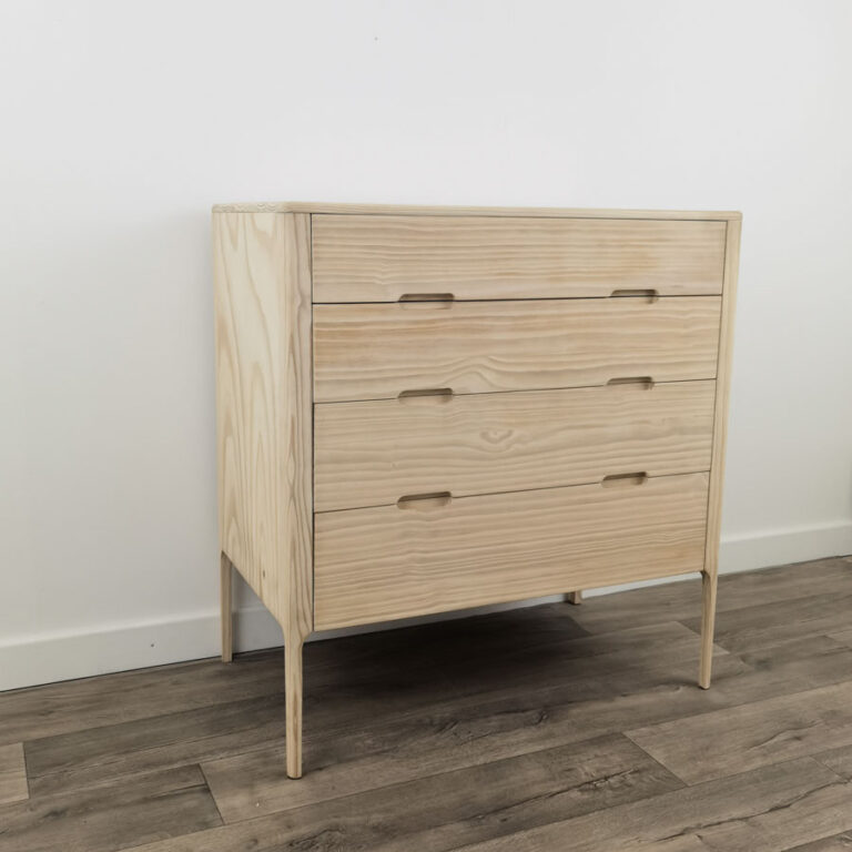 Outeniqua Chest 4 Drawer (W) - Image 2